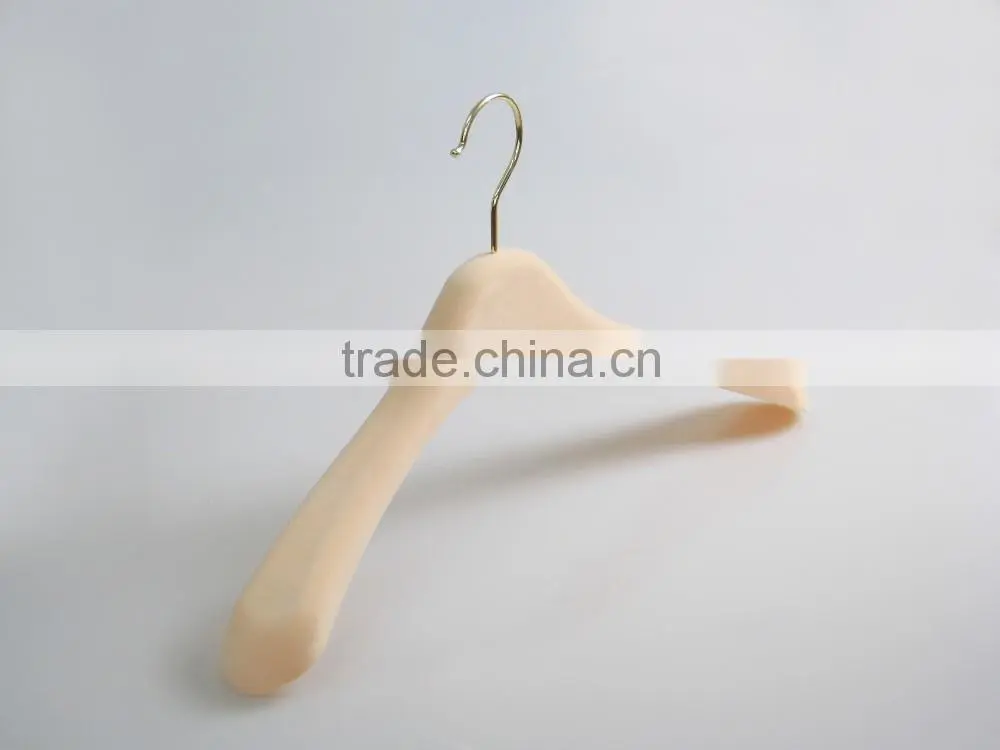 HA6917 custom thin velvet hangers women coat plastic hanger