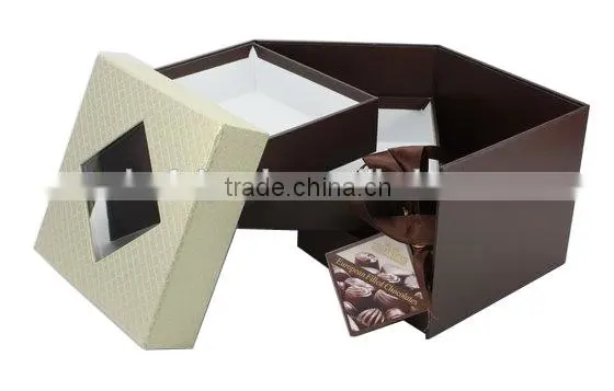 Recyclable material underwear paper packaging box design