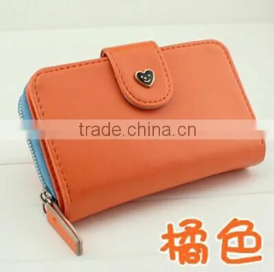 Short mobile wallet for women