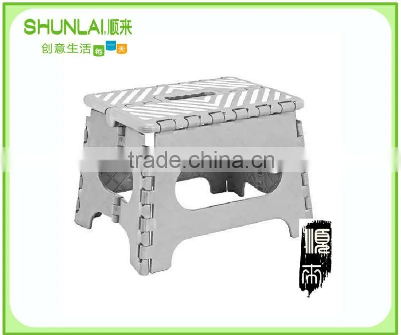 2014 New Plastic Foldable Step Stool Holds 300 lbs
