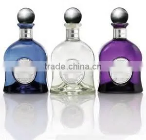 Vacuum type stainless steel six heads perfume filling machine