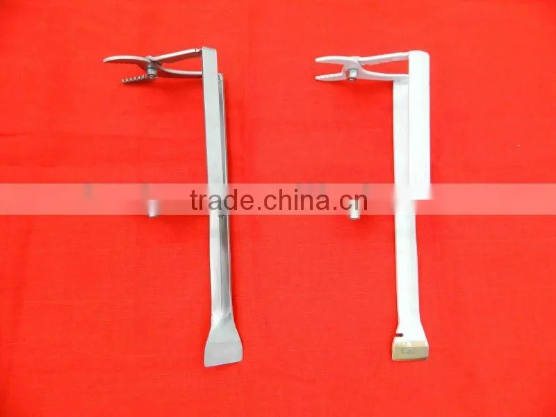 Beehive frame grip with manipulation tool