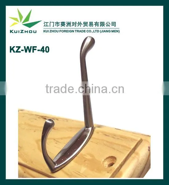 Wooden hanger