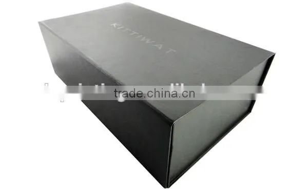 New design high quality custom beautiful color foldable packaging box made in shanghai