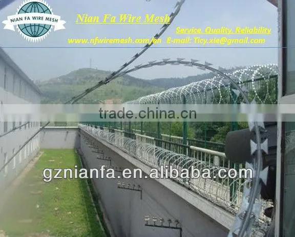 barb wire fence