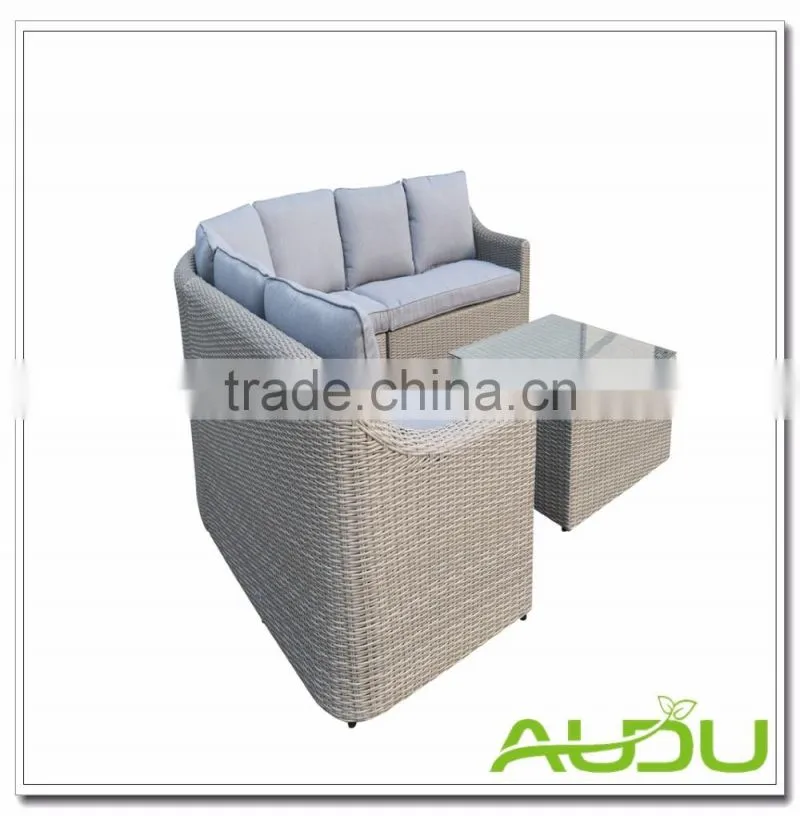 Audu deep seating sectional set