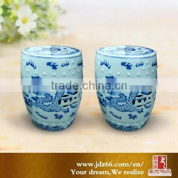 Comfortable round Chinese stool porcelain