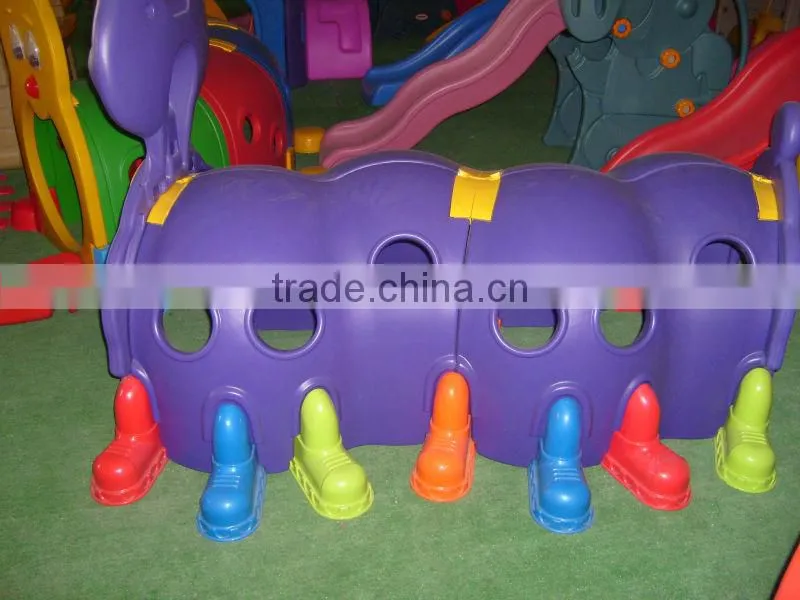 LT-2170C Happy plastic train tunnel