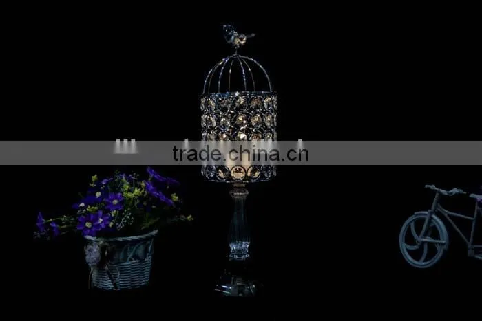 2015 new metal antique diamond lantern with led