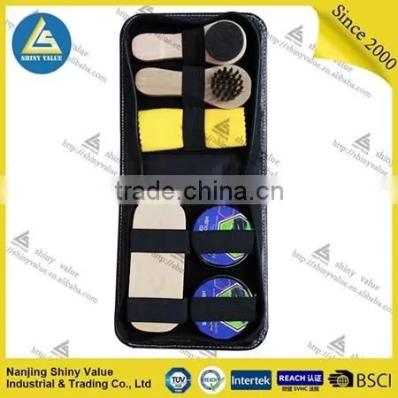 latest hot selling complete shoe cleaning kit with tin shoe polish and brushes