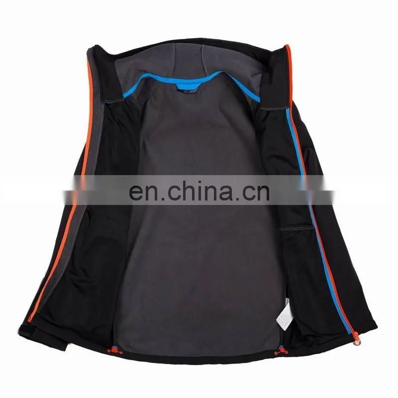 2016 Men Outdoor WaterproofJacket Softshell Jacket Empty