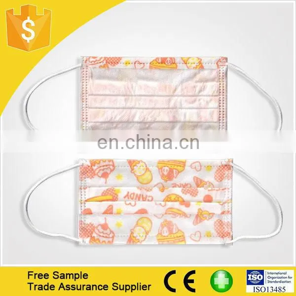 Disposable nonwoven surgical face mask