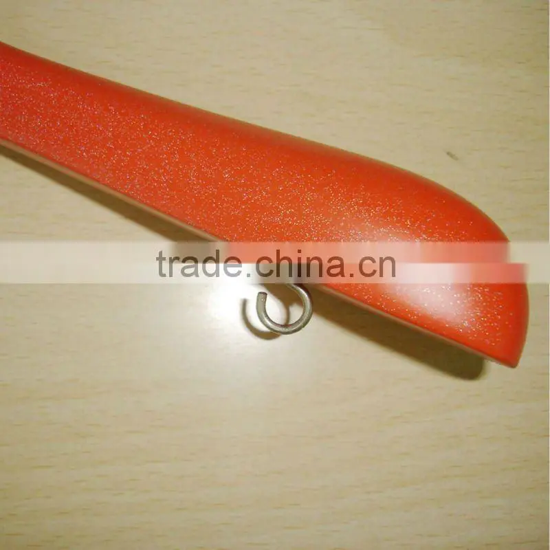 WL18 red wood hanger with hook hanger for dress