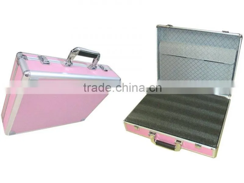 2015 Aluminum black or silvery white portable pet case in aluminum case with lock