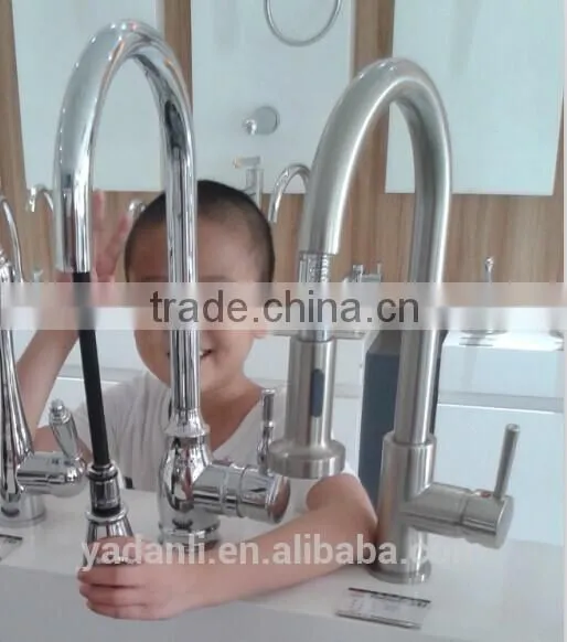 pull out kitchen faucets 3512A