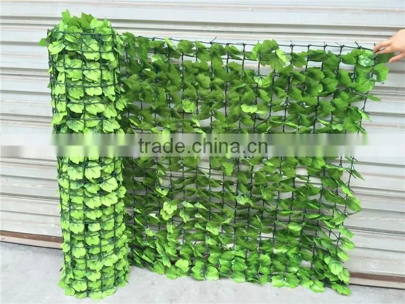 Plastic lawn leaf fence fake vertical artificial ivy fence