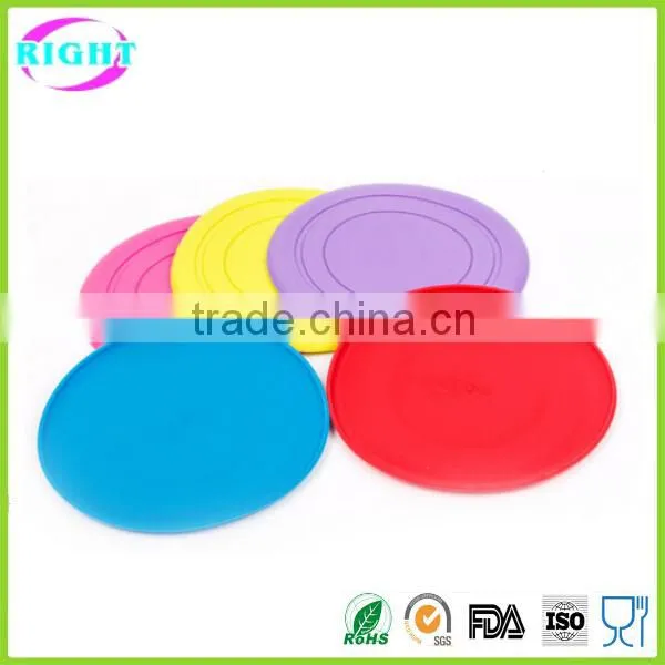 Custom frisbee/dog frisbee launcher/collapsible frisbee