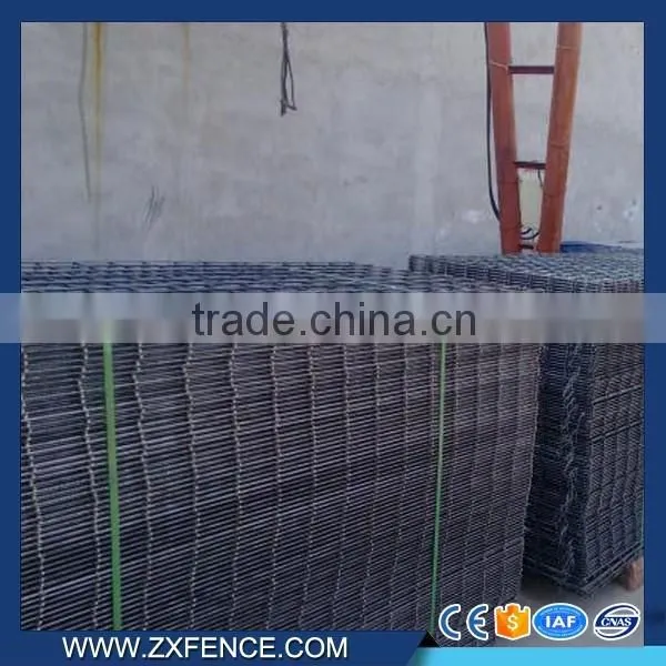 Construction site wire mesh grid panels