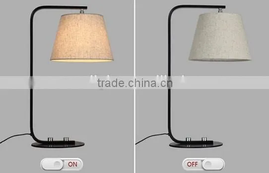 Simple Desk Lamp Metal Body In Black and White Finished With Fabric Lampshade Modern Table Lamp