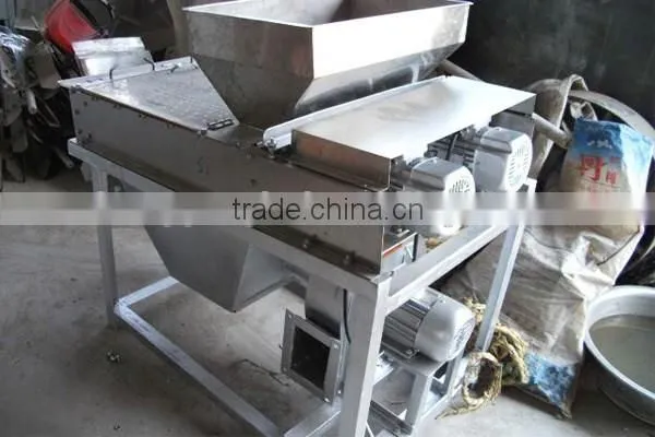 CG200 200kg/h Commercial roasted peanut peeling machine