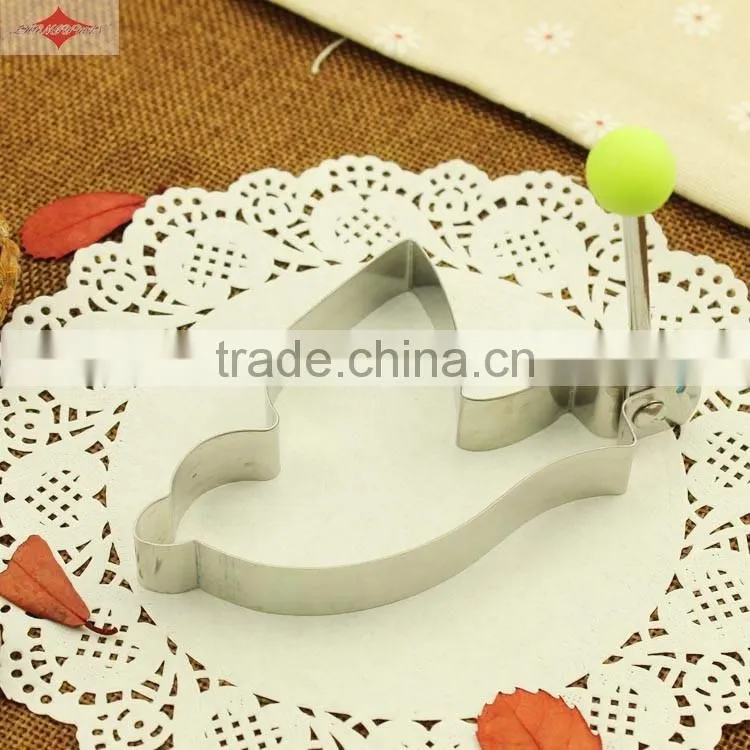 ZY-F1459-62 4pcs qute animal style stainless steel egg ring set pp ball handle stainless steel egg mold set