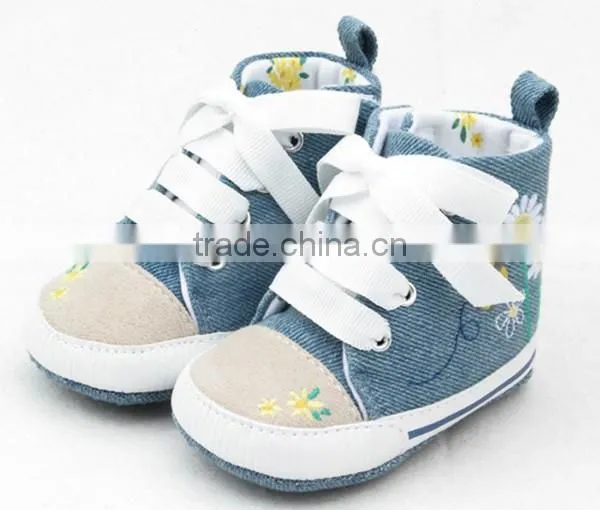 Elegant Comfortable Fashion Sport Shoes Girls Price