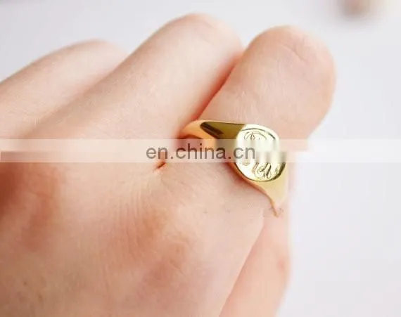Gold jewelry wholesale engraved custom signet ring for men