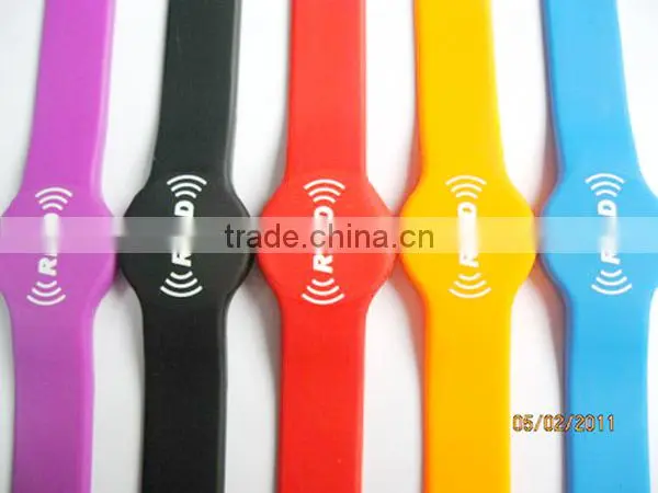 Customize Different Shape And Size Wristband Rfid