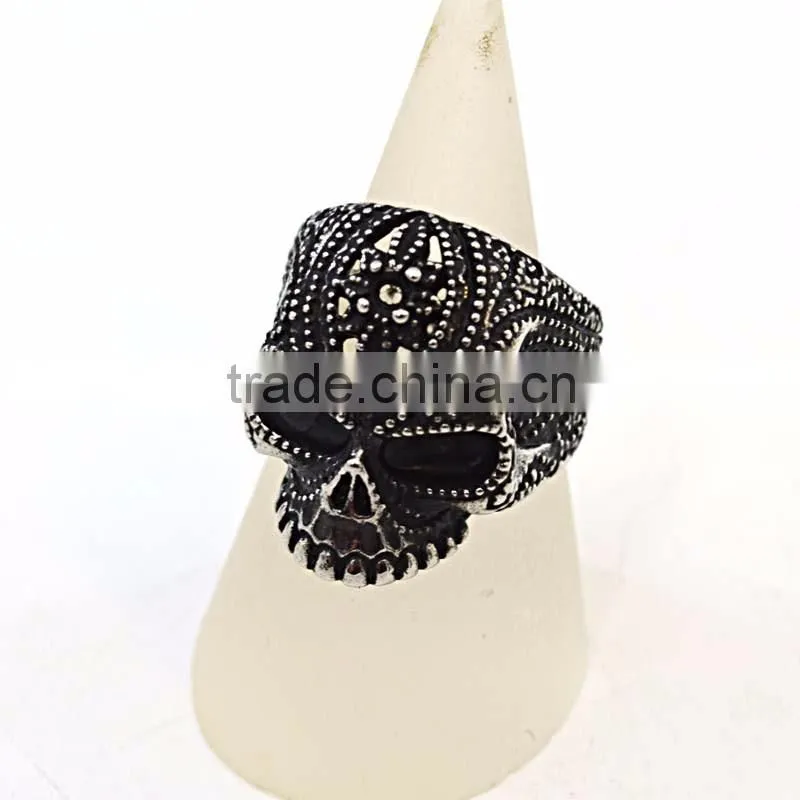 fashion hotsale item black plated mens style wholesale skull rings skull 316L stainless steel men's ring