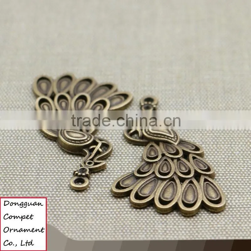 Wholesale zinc alloy diy manual jewelry peacock pendant