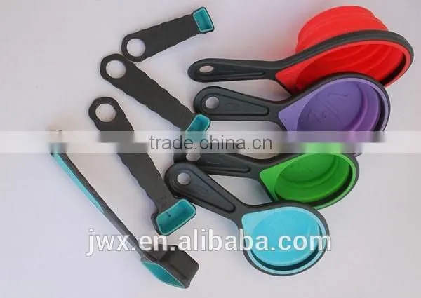 Food grade silicone 8-piece measuring cup in various colors