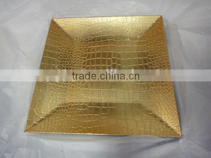 Plastic Charger Plate with Crocodile Grain