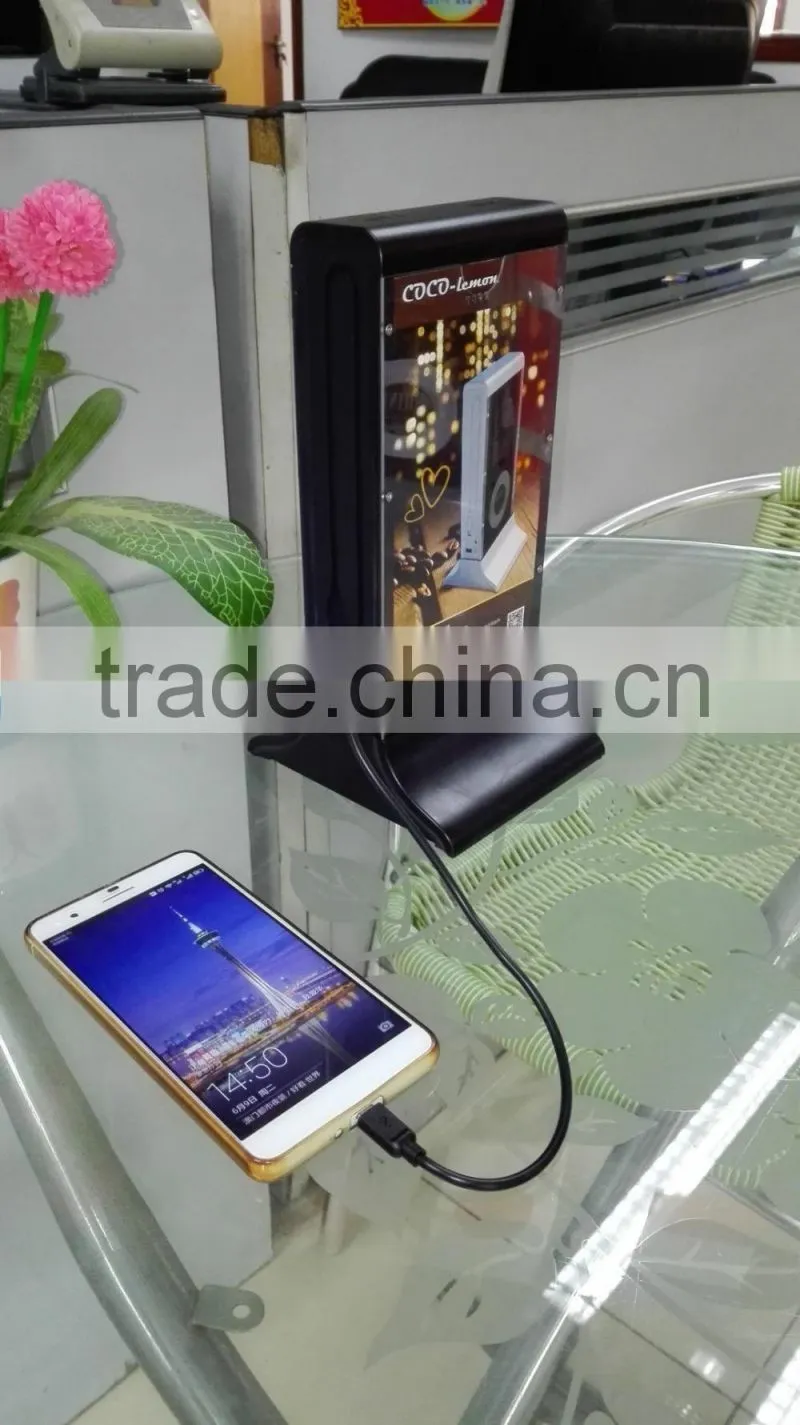 Unique design restaurant cell phone charging dock station for coffe shop, KTV, Bar, Hotel lobby with 4 port output charger