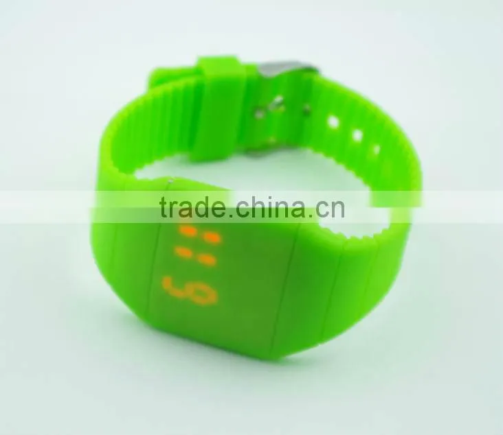 2013 Fahion super thin band silicon Led watch
