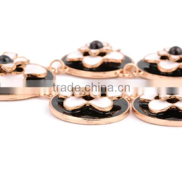 OEM/ODM Manufacture Fashion Beautiful Flower Pendant Chain Necklace 2016