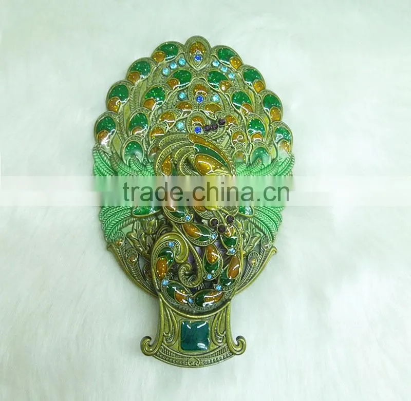 Vintage style bronze cosmetic pocket mirror