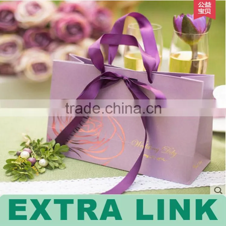 Good quality wedding 300g art card paper box packaging for candy with handle