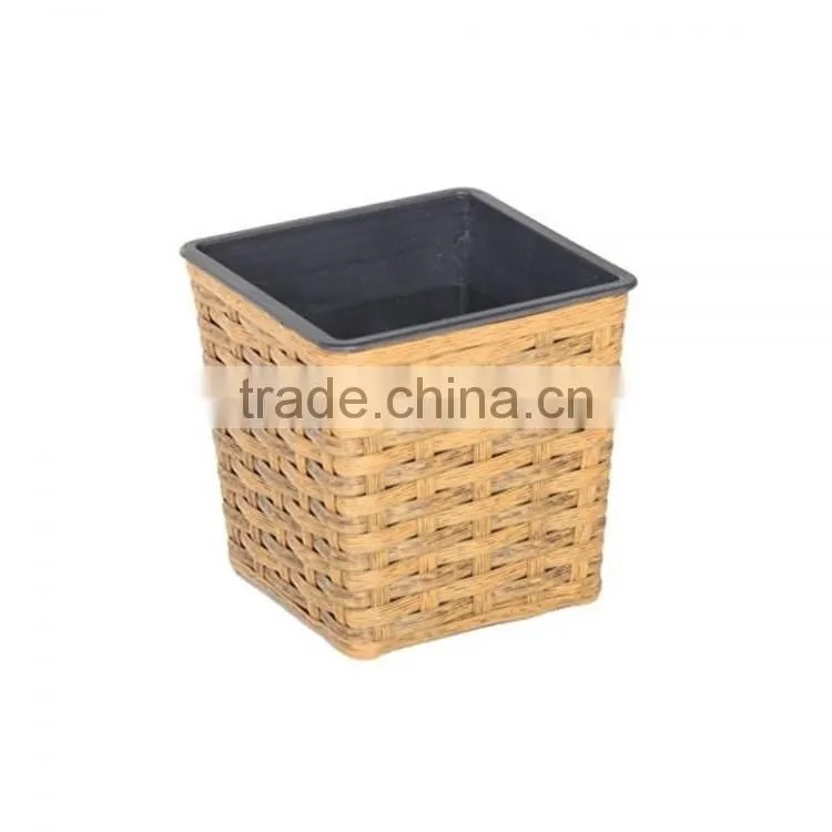 Cheap resin wicker & metal insert miniature table flower pots