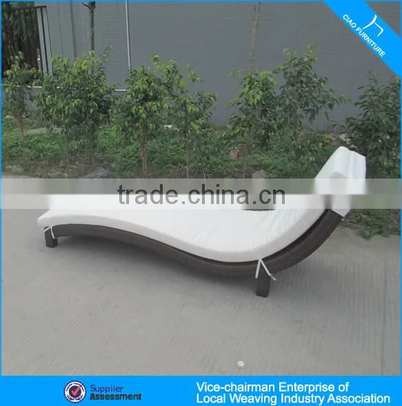 Modern Rattan Furniture Garden Sun Lounger rattan pool Lounge Chair CF739