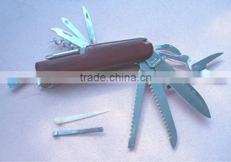 11-Functional Plastic Pocket Tools