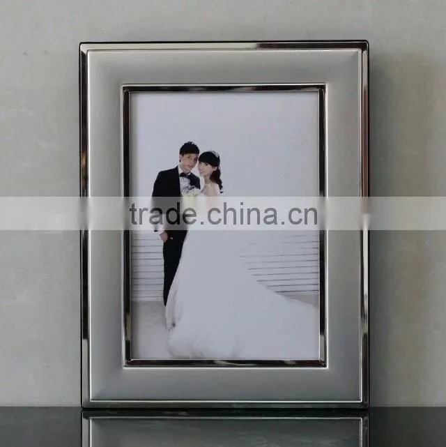 High Quality Factory Selling Silver Metal Photo Frame