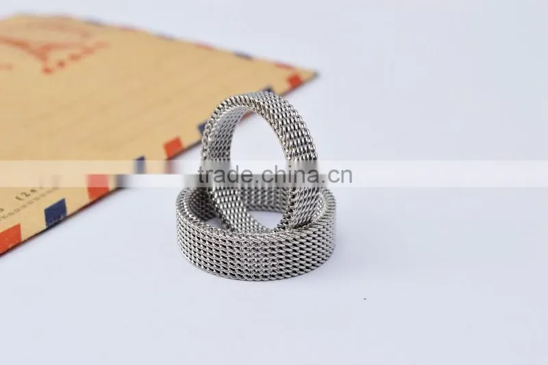 MOQ 3 pair cheap price guangzhou whosale jewelry silver couple rings for couple