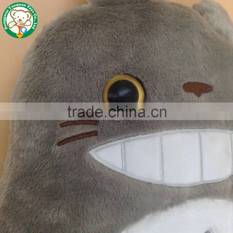 Dongguan yuequan Wholesale plush toy Warm handbag Totoro stuffed toys