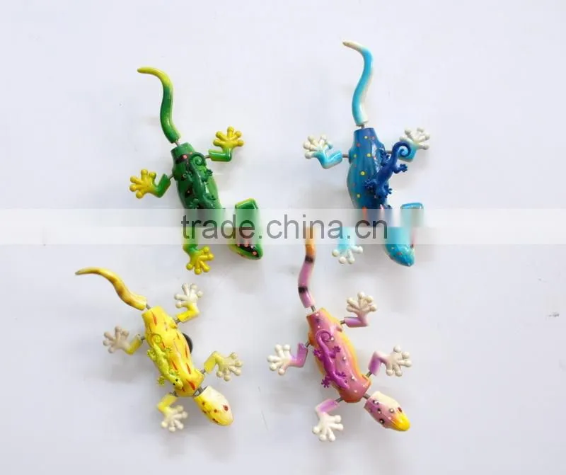 6 inch Sweden Mother and Child Barcecelona Gecko Fridge Magnets with Single Pole, Plastic Magnetic Souvenir
