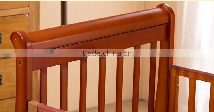 Multipurposes Wooden Baby Crib With Wheels Solid Wood Baby Cribs
