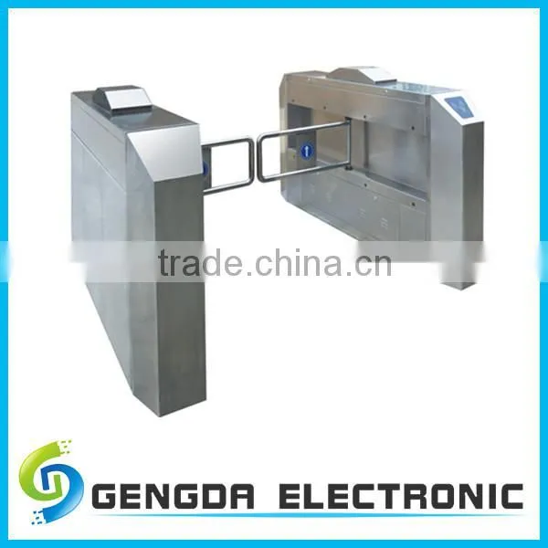 THE LEADER OFSALES BRIDGE RAMP WITH GATE