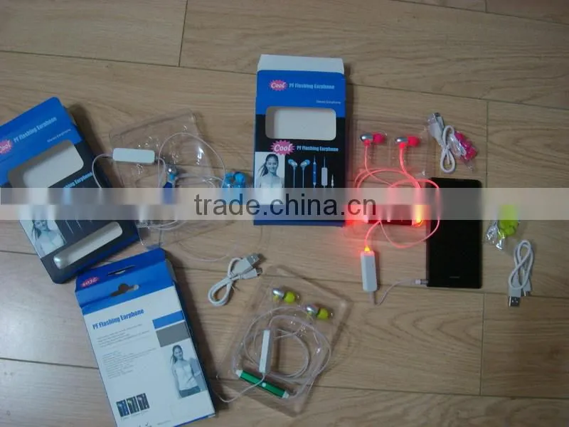 LED Flash Earphone / LED light earphones / LED lighting Earphone