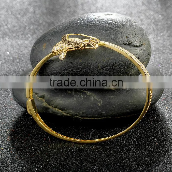 925 Sterling Silver Gold Plated Lion Head Bangle Bracelet SBG891Y