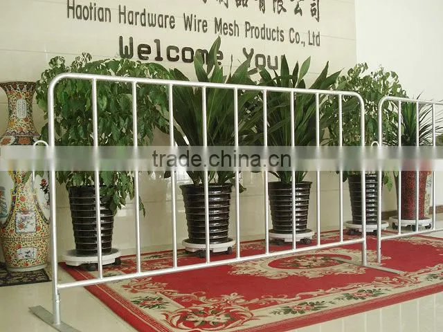 event crowd control barrier/aluminum event barrier/ traffic safety barrier rmost popular in American A.S.O factory supply