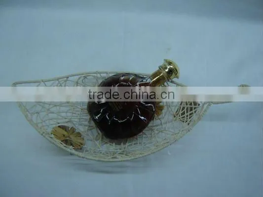 Natural rattan&water hyacinth weaving iron frame fish shaped fruit basket